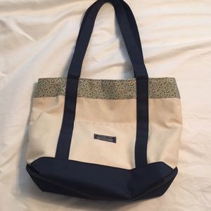 Vineyard Vines tote